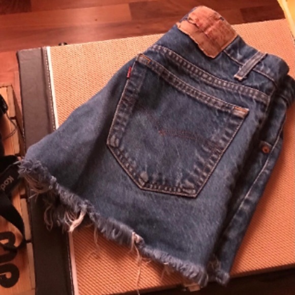 Vintage 505 LEVIS jean shorts - Picture 1 of 5